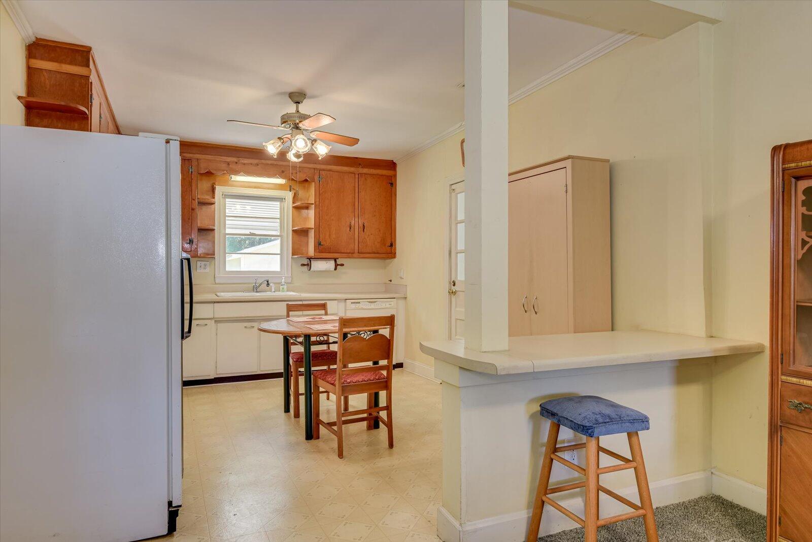 1370 Wire Road Aiken, SC 29805 - Photo 9 of 41