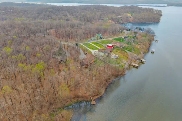 $529,000 | 706 Breckinridge Point, Cadiz, KY 42211