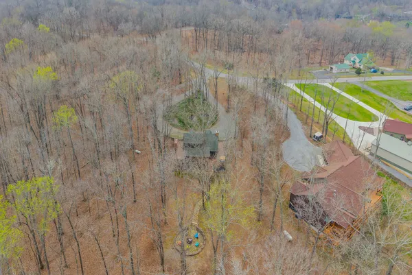 $529,000 | 706 Breckinridge Point, Cadiz, KY 42211