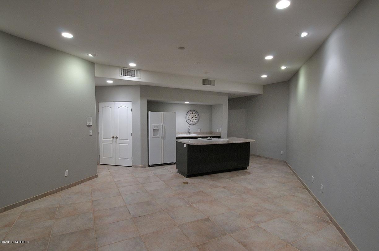 6950 North Swan Road Tucson, AZ 85718 - Photo 20 of 28 Gallery Image 20