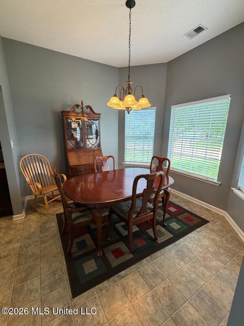 328 Vaiden Ridge Drive North Hernando, MS 38632 - Photo 2 of 16 Dining Room