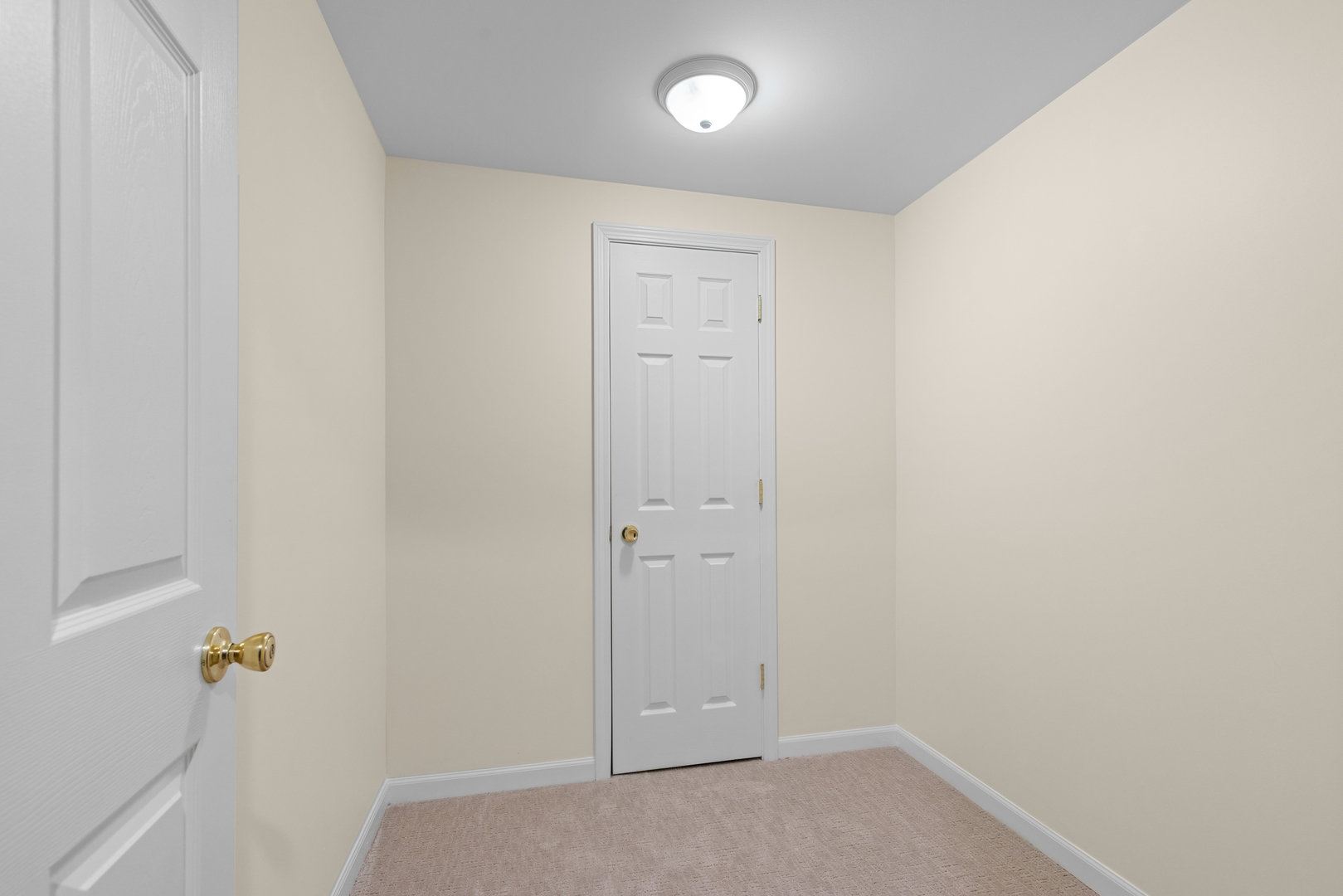 1723 Wildberry Drive, Unit C Glenview, IL 60025 - Photo 28 of 34 wooden floor in an empty room