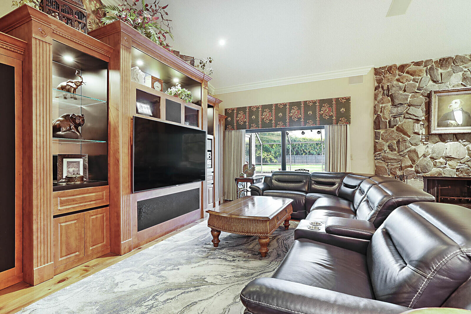 22098 Woodset Way Boca Raton, FL 33428 - Photo 9 of 75 Living Room