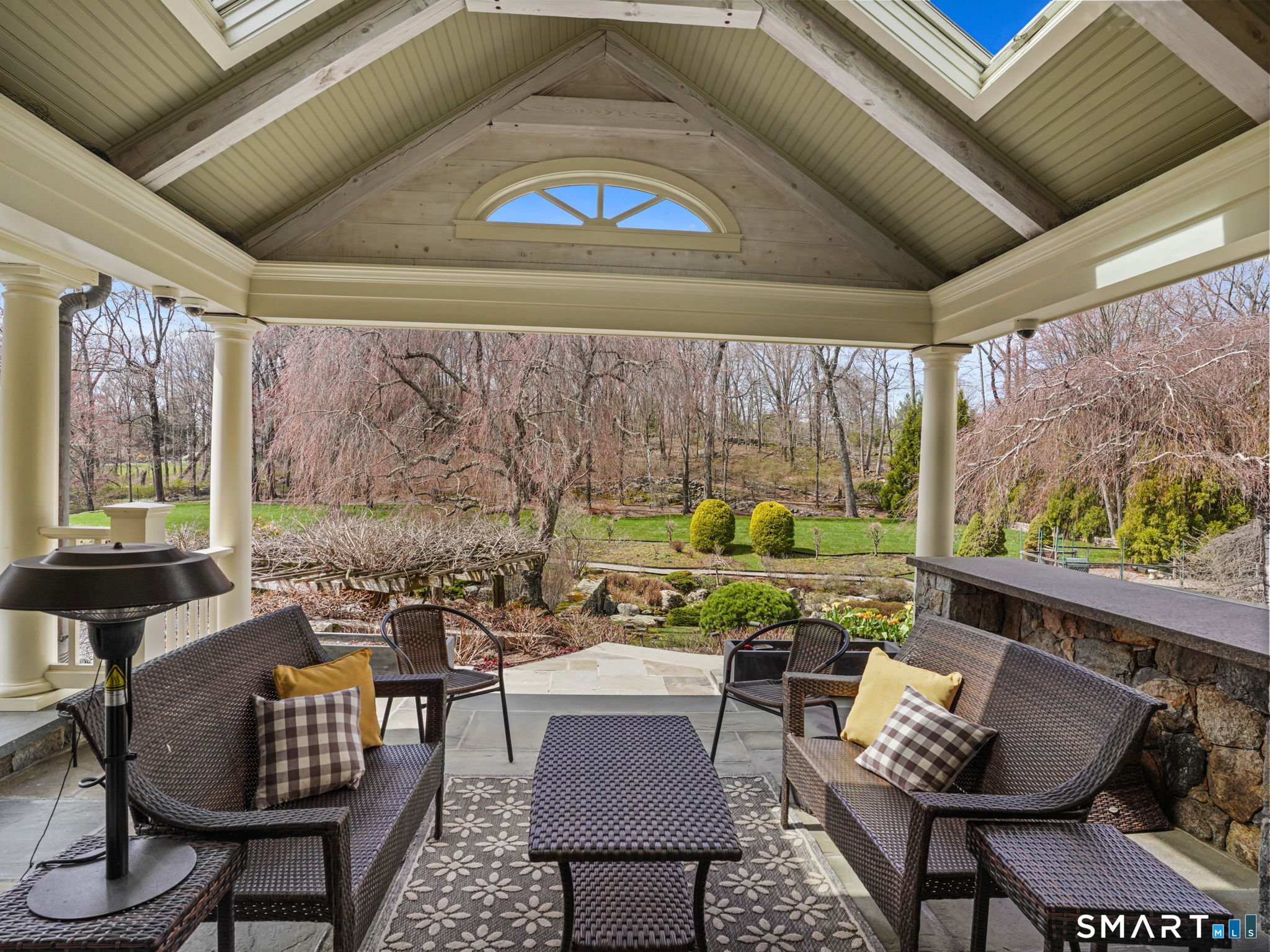 1218 Smith Ridge Road New Canaan, CT 06840 - Photo 15 of 42