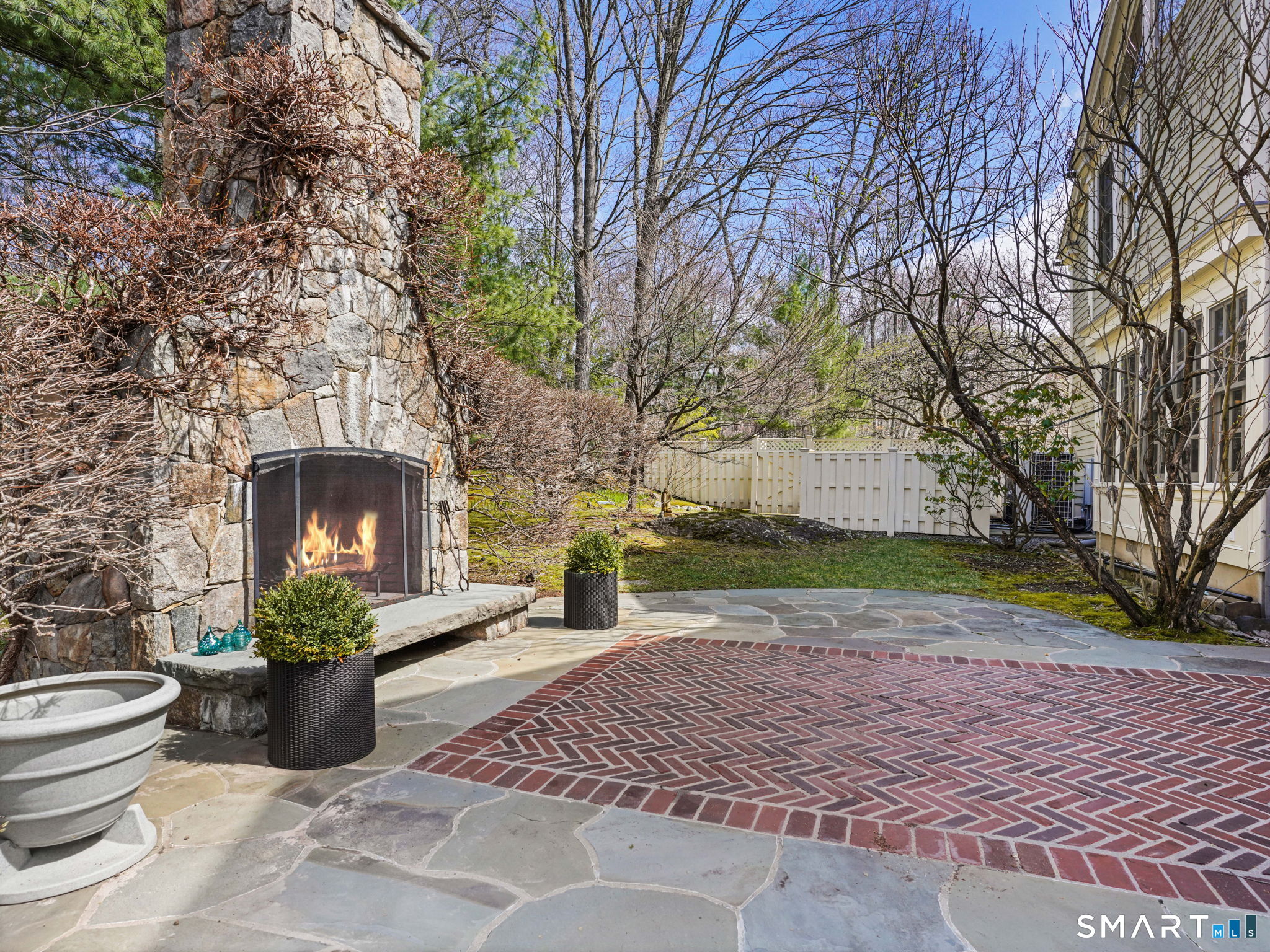 1218 Smith Ridge Road New Canaan, CT 06840 - Photo 30 of 42