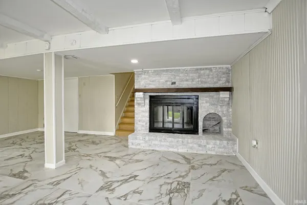 $294,000 | 624 Forest Park Drive, Newburgh, IN 47630