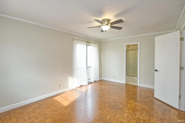 $294,000 | 624 Forest Park Drive, Newburgh, IN 47630