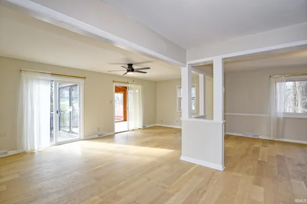 $294,000 | 624 Forest Park Drive, Newburgh, IN 47630
