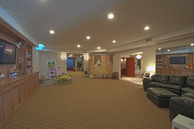 17716 Circa Oriente Rancho Santa Fe, CA 92067 - Photo 17 of 25 Playroom