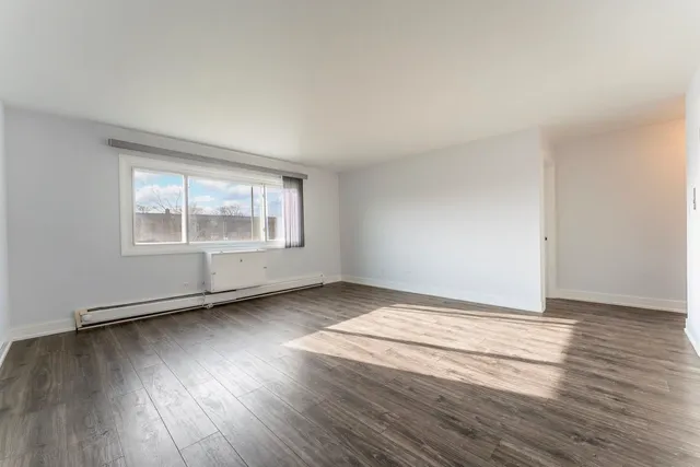 $1,800 | 1003 Argyle Street, Unit 5A, Bensenville, IL 60106