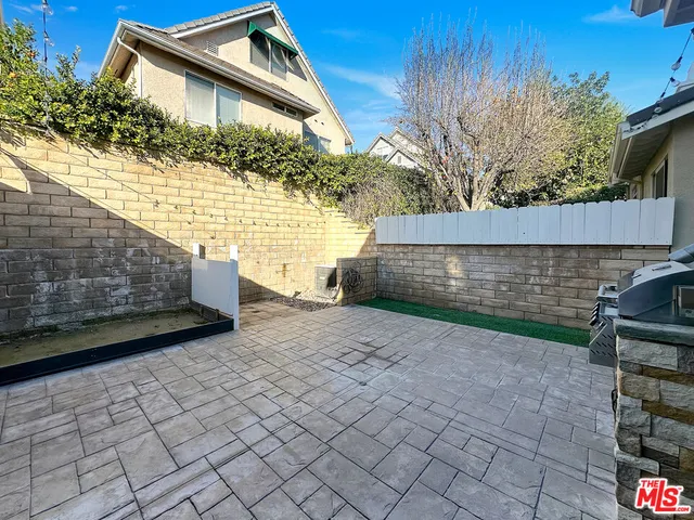 $3,200 | 27109 Teton Trail, Unit 90, Valencia, CA 91354