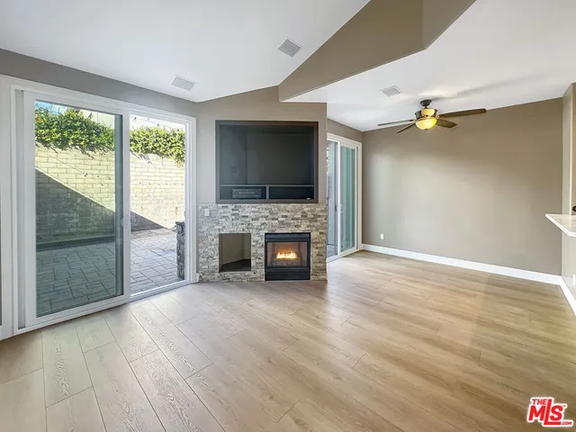 $3,200 | 27109 Teton Trail, Unit 90, Valencia, CA 91354