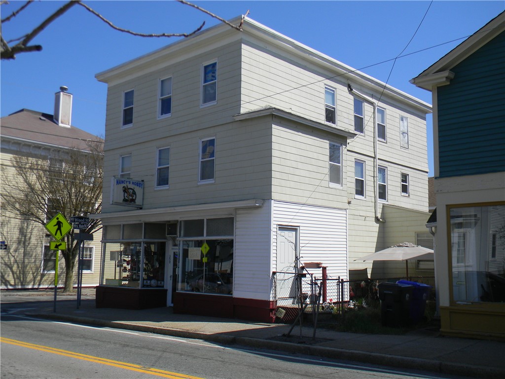 350 Main Street Warren, RI 02885 - Photo 5 of 15 Gallery Image 5