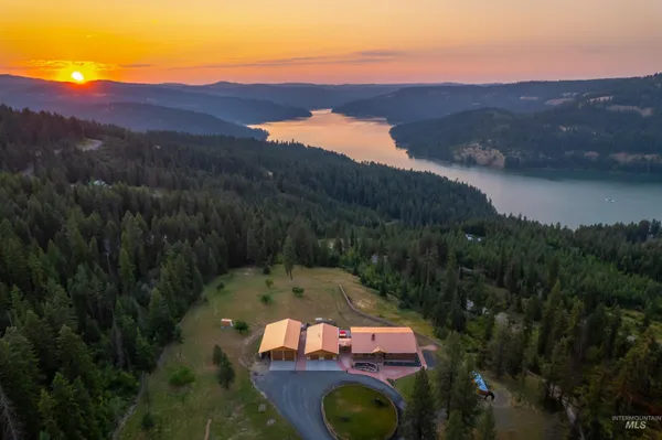 $2,425,000 | 3688 Canyon Creek Road, Orofino, ID 83544