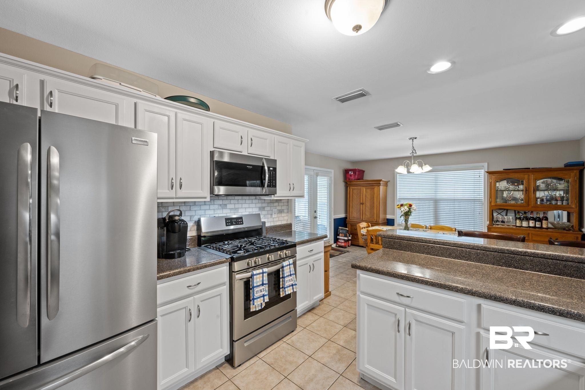 31553 Heidelbrook Loop Daphne, AL 36527 - Photo 6 of 37 Kitchen
