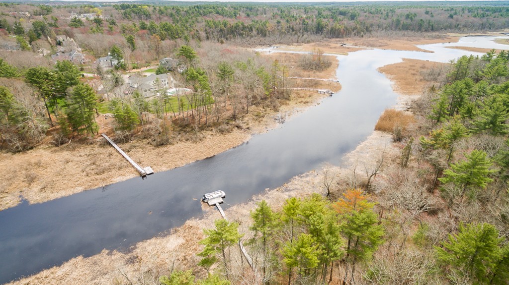 182 River Road Hanover, MA 02339 - Photo 6 of 29