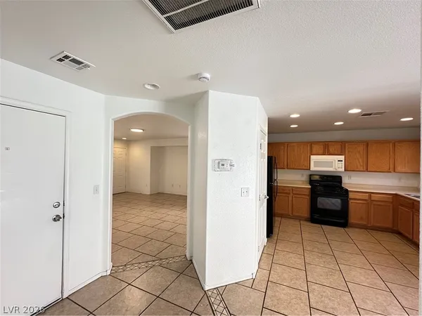 $1,845 | 10452 MIHELA Avenue, Las Vegas, NV 89129