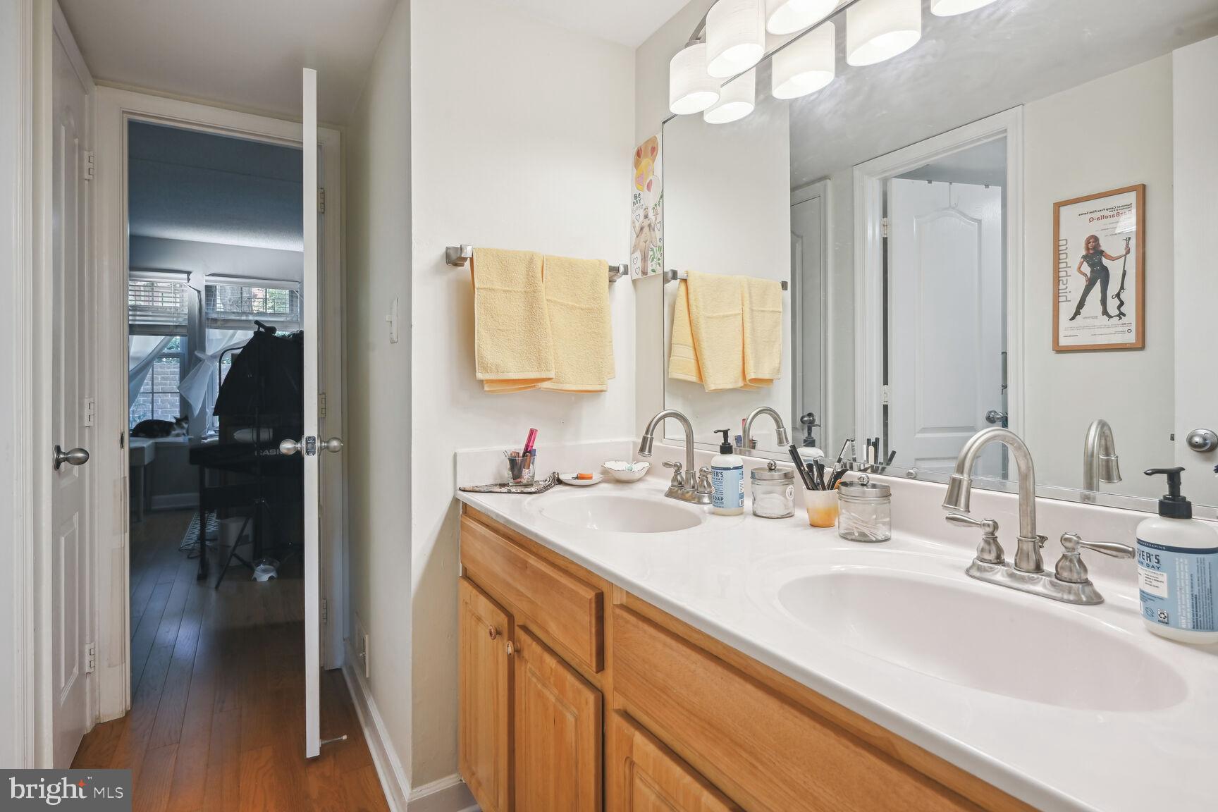 3808 Chesterwood Drive Silver Spring, MD 20906 - Photo 15 of 25 Full Bath