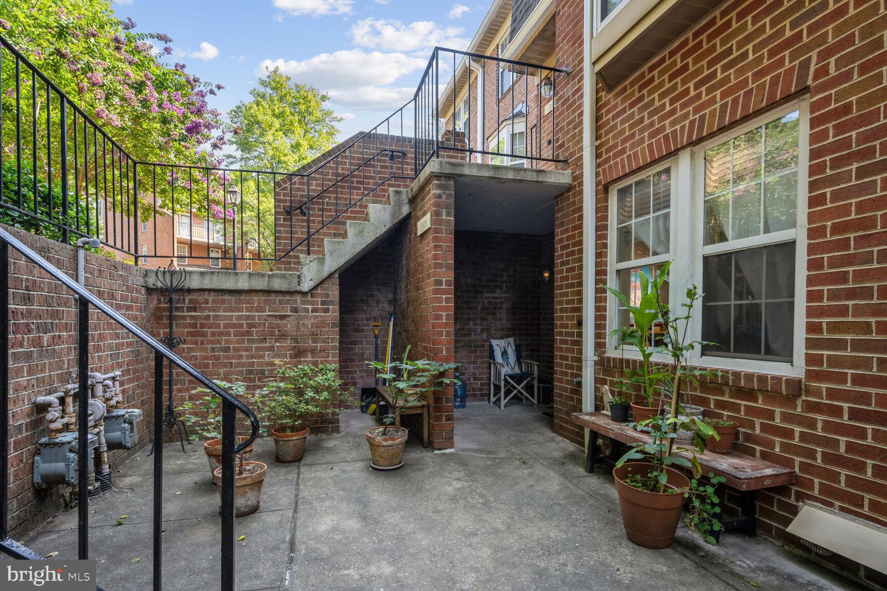 3808 Chesterwood Drive Silver Spring, MD 20906 - Photo 3 of 25 Exterior