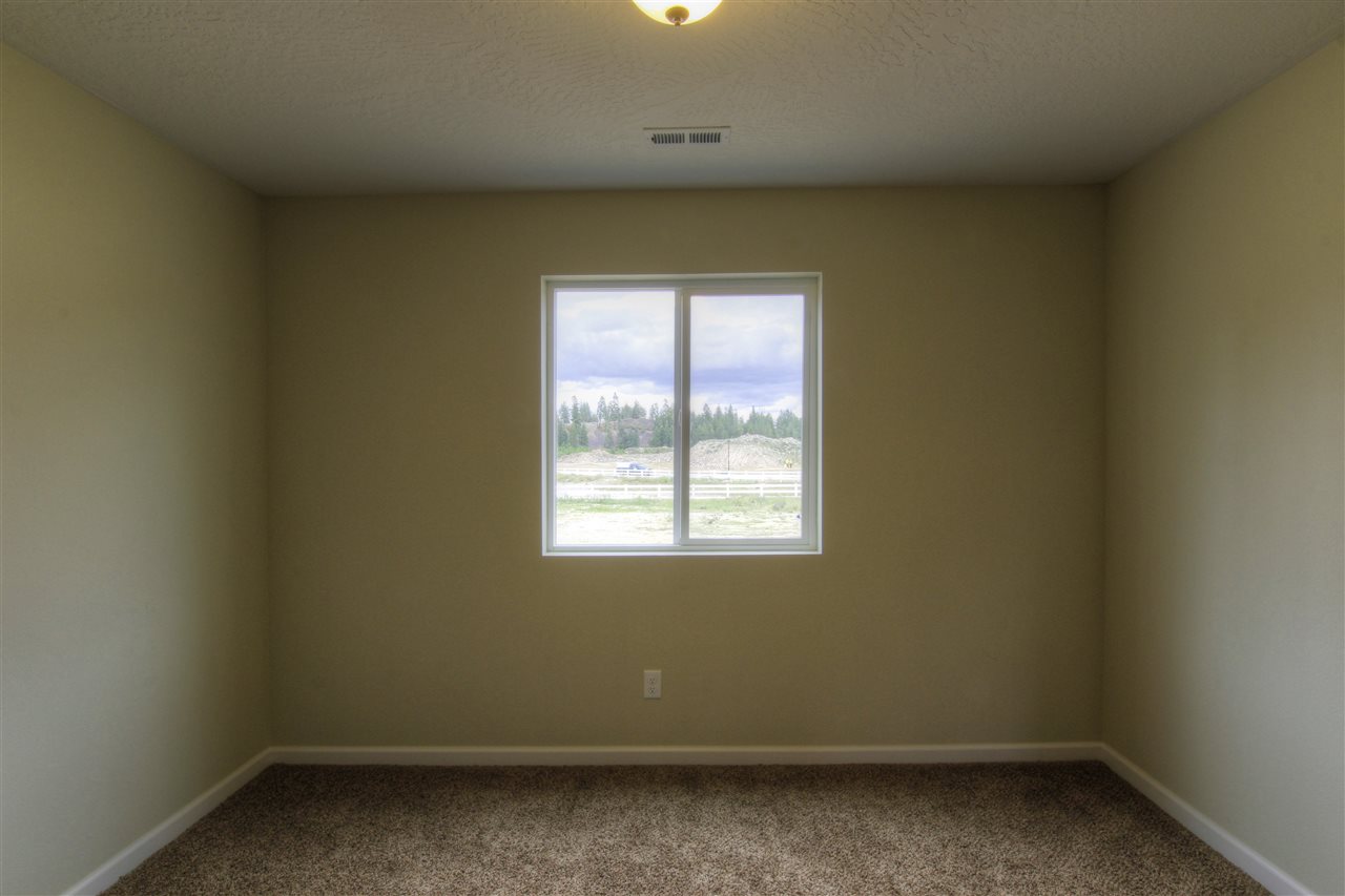 17209 North Hamilton Road Colbert, WA 99005 - Photo 12 of 19