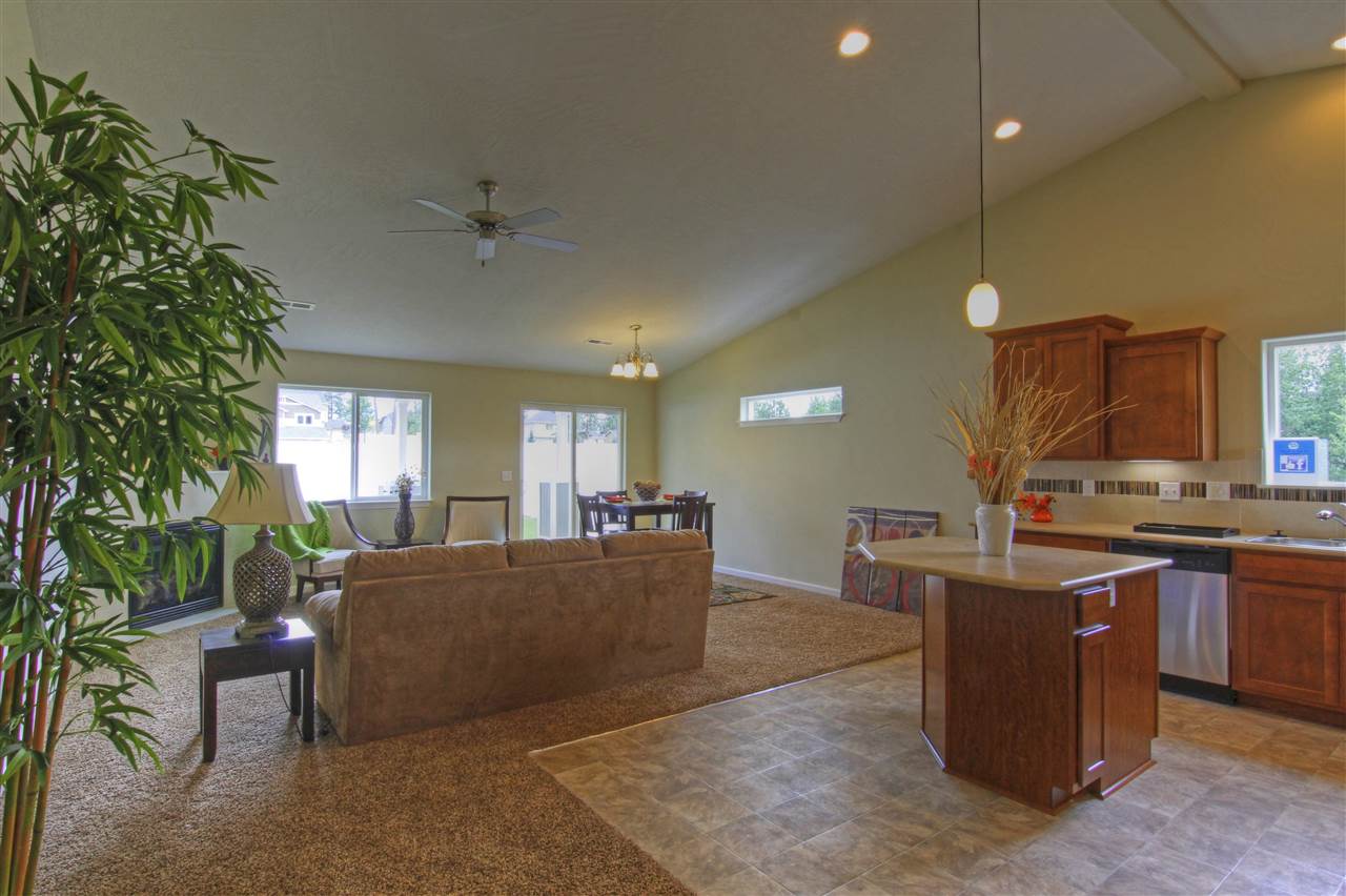 17209 North Hamilton Road Colbert, WA 99005 - Photo 6 of 19