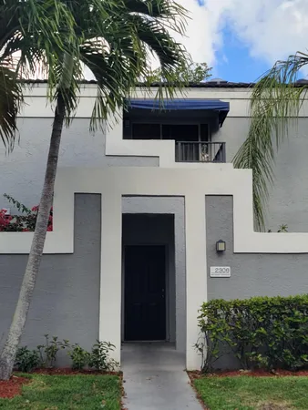 $2,200 | 2306 Southwest 82nd Terrace, Unit 2306, North Lauderdale, FL 33068