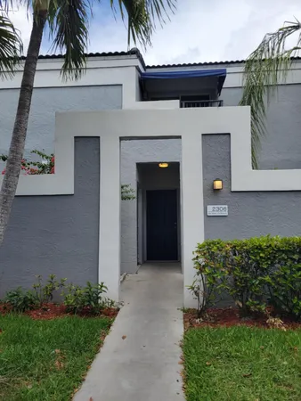 $2,200 | 2306 Southwest 82nd Terrace, Unit 2306, North Lauderdale, FL 33068