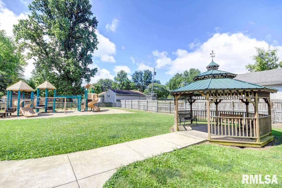 2902 Leonard Street Springfield, IL 62704 - Photo 28 of 30 Gallery Image 28