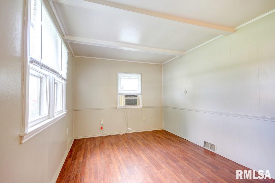 2902 Leonard Street Springfield, IL 62704 - Photo 5 of 30 Gallery Image 5