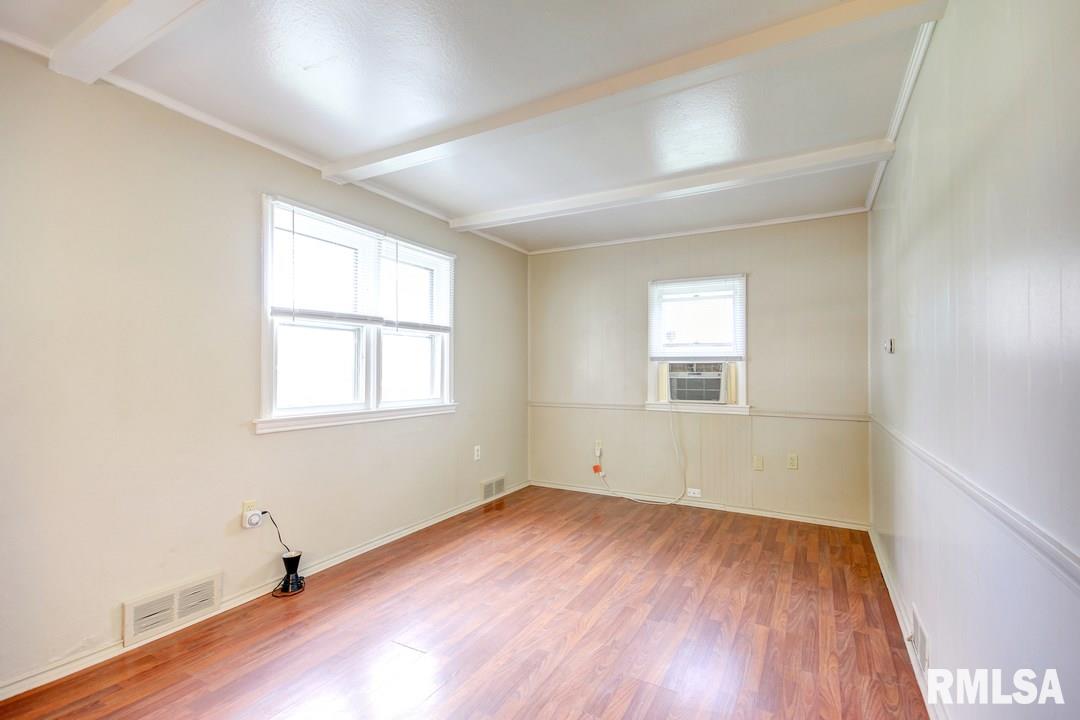 2902 Leonard Street Springfield, IL 62704 - Photo 6 of 30 Gallery Image 6