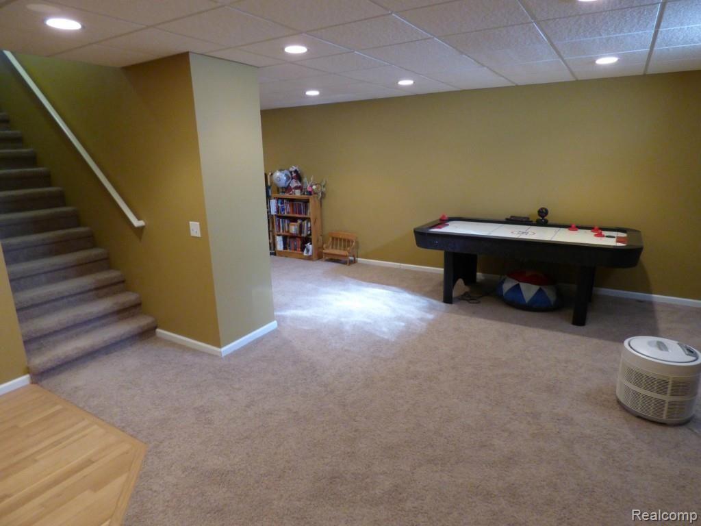 6845 Earhart Road South Lyon, MI 48178 - Photo 54 of 56 P1020623.jpg