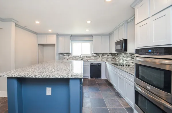 $2,350 | 12510 Seaswept Drive, Houston, TX 77071