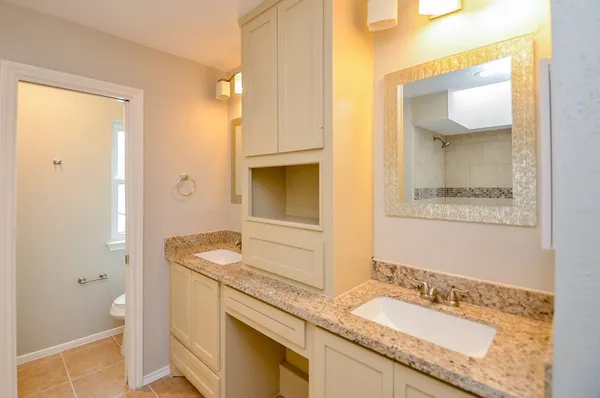 $2,350 | 12510 Seaswept Drive, Houston, TX 77071