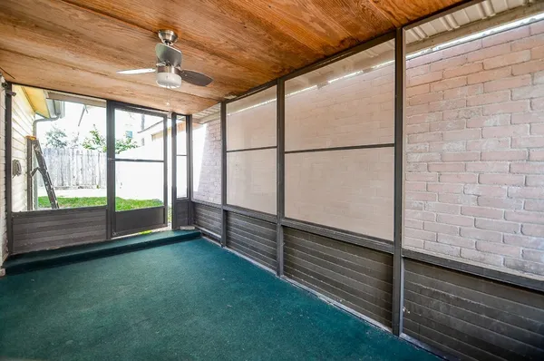 $2,350 | 12510 Seaswept Drive, Houston, TX 77071