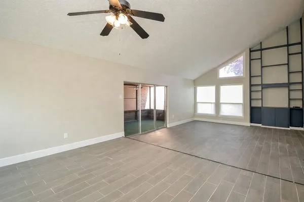 $2,350 | 12510 Seaswept Drive, Houston, TX 77071