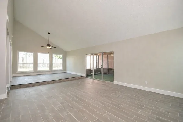$2,350 | 12510 Seaswept Drive, Houston, TX 77071