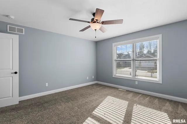 $449,900 | 1821 Avenel Lane, Chatham, IL 62629