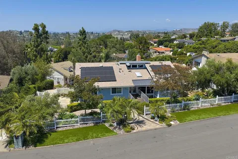 $2,450,000 | 13318 Bronco Way, Poway, CA 92064