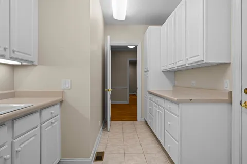 $924,900 | 130 South Bradford Court, Lake Forest, IL 60045