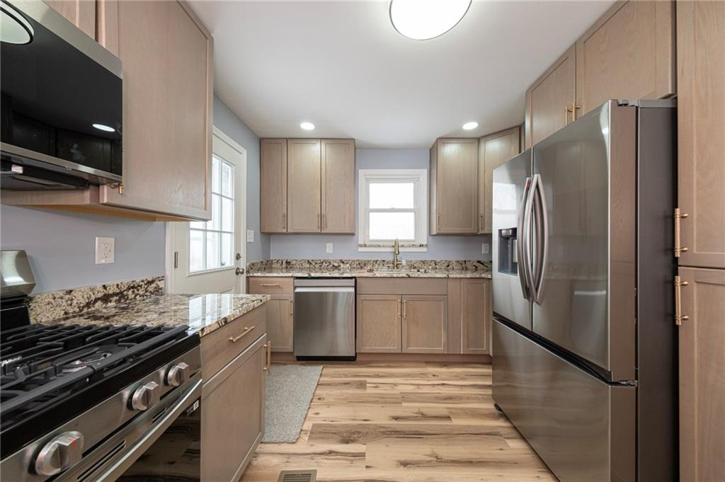 4448 Valley View Street Pittsburgh, PA 15214 - Photo 13 of 41