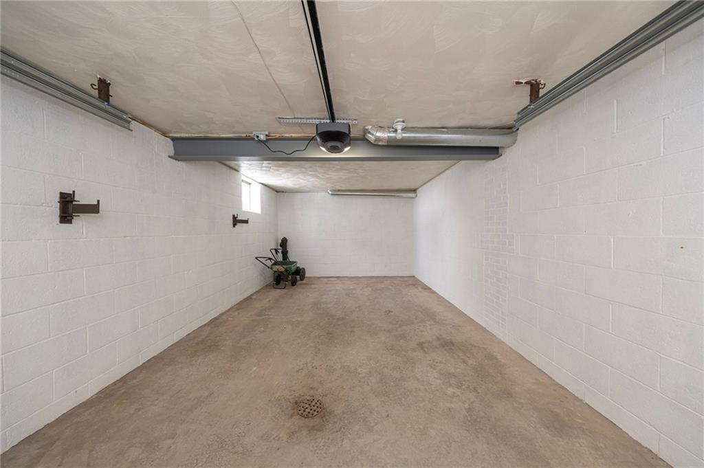 4448 Valley View Street Pittsburgh, PA 15214 - Photo 33 of 41