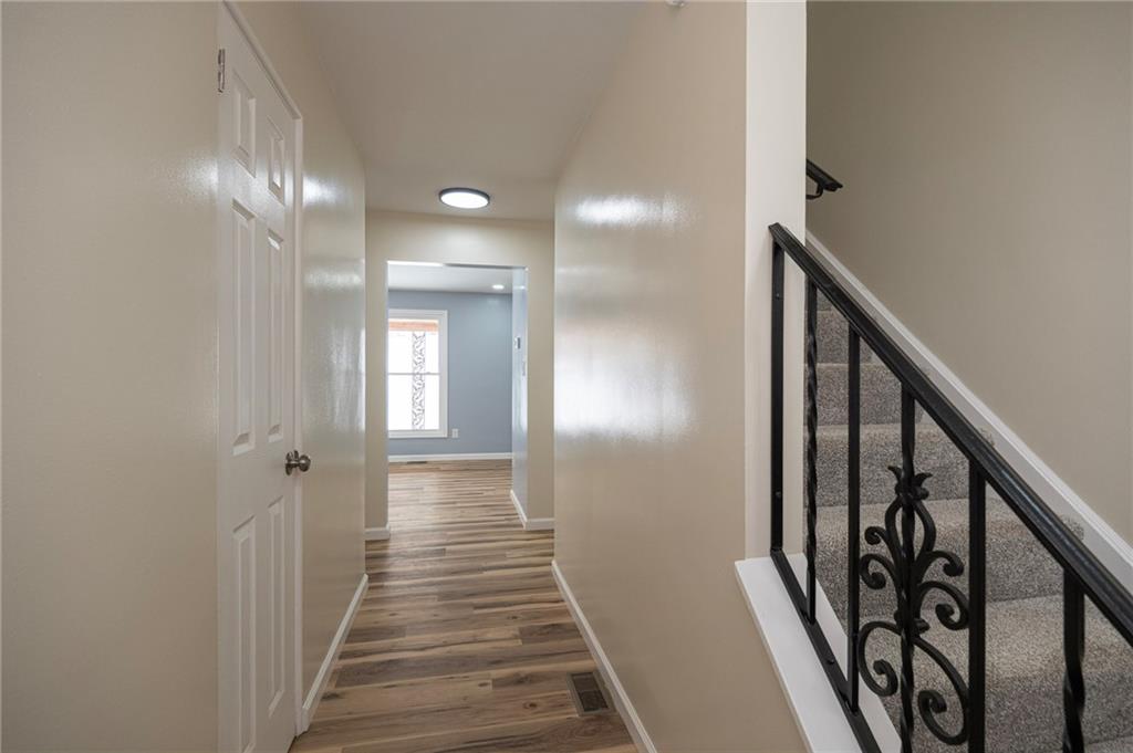 4448 Valley View Street Pittsburgh, PA 15214 - Photo 5 of 41