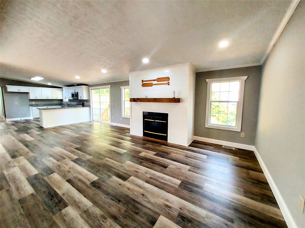136 Fields Avenue Anderson, SC 29625 - Photo 4 of 28 Gallery Image 4