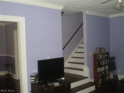 1251 Quilliams Road Cleveland Heights, OH 44121 - Photo 4 of 10