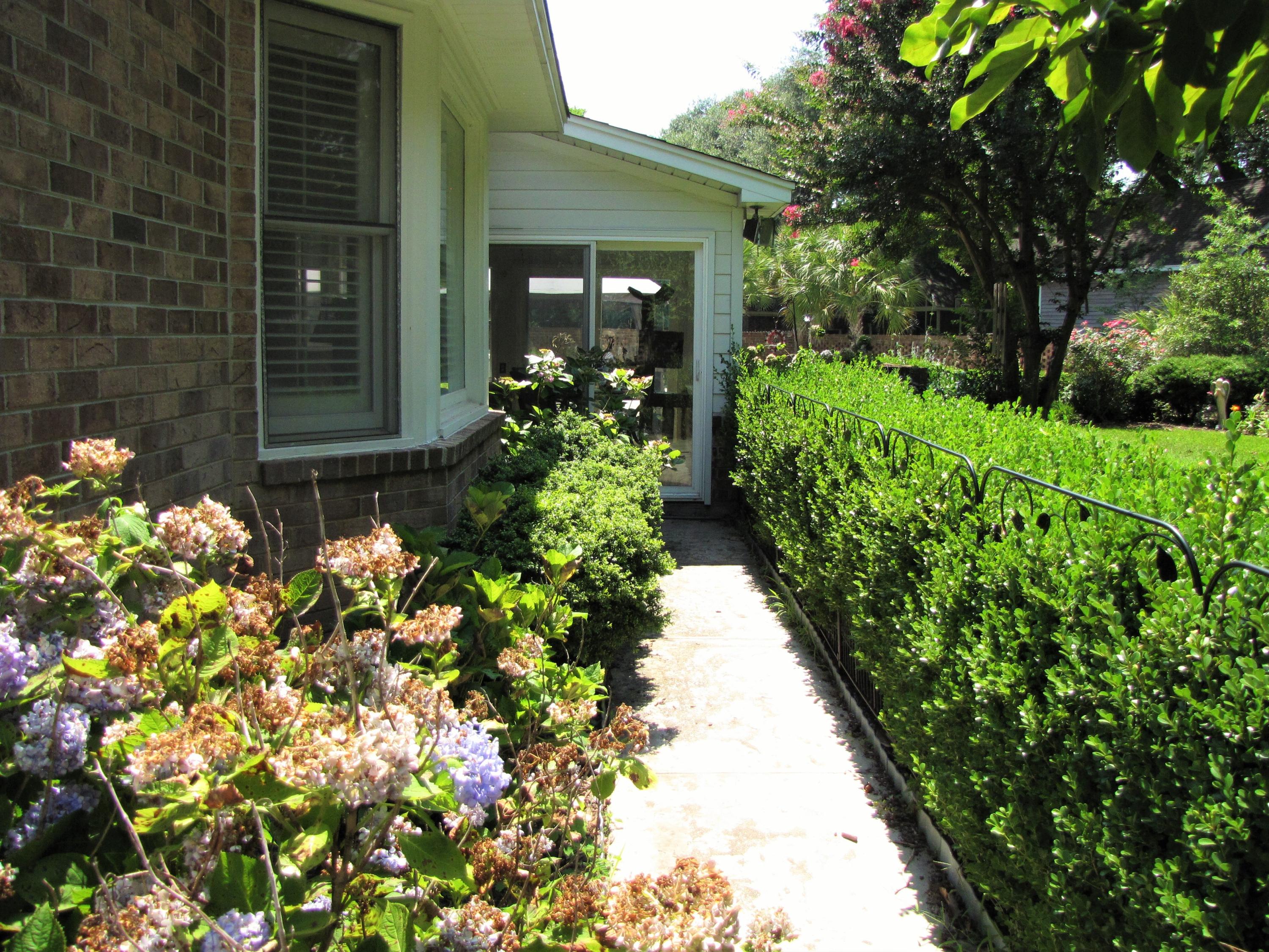 2 Lavington Road Charleston, SC 29407 - Photo 2 of 38 IMG_0857