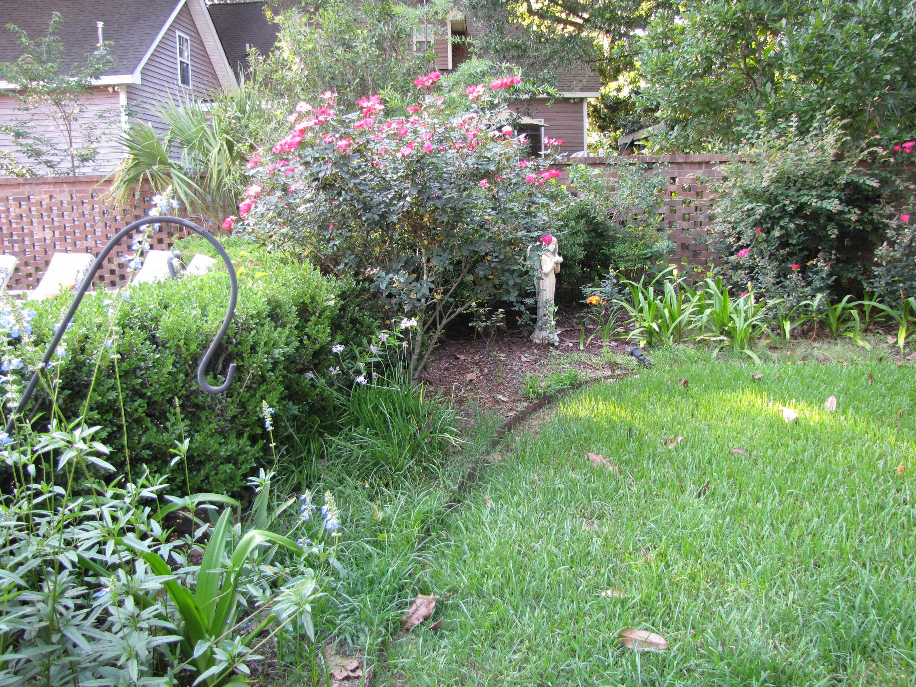 2 Lavington Road Charleston, SC 29407 - Photo 32 of 38 2 lav backyard