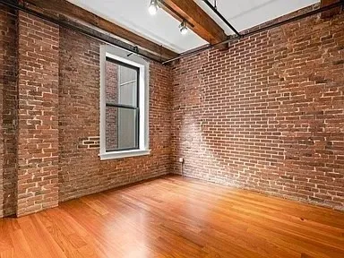 $5,750 | 126 North Washington Street, Unit 4, Boston, MA 02114
