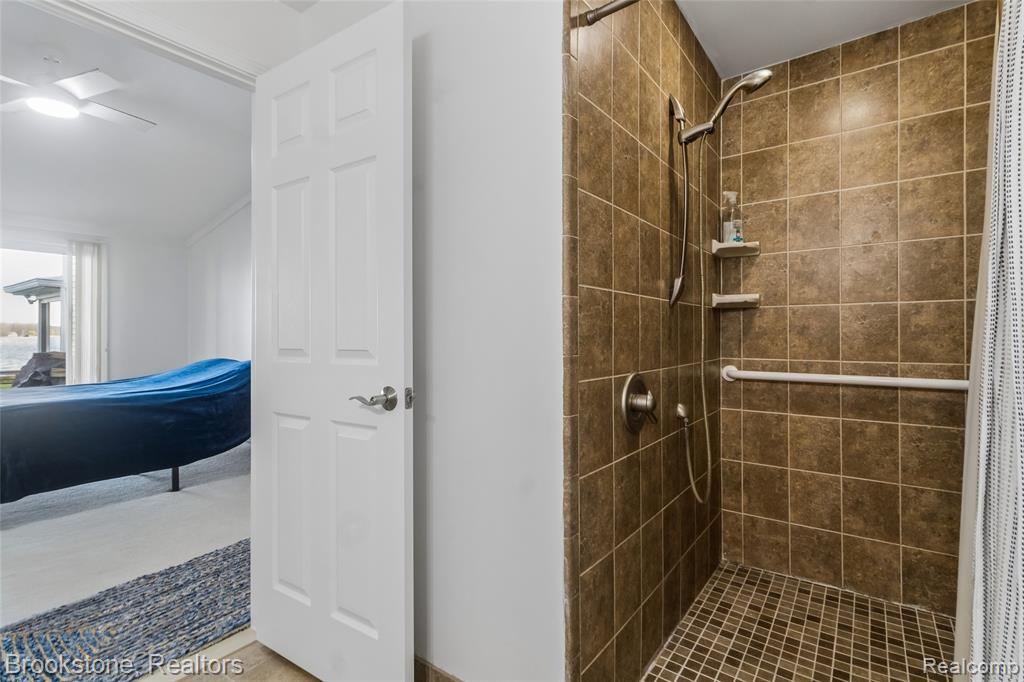 2230 Elm Street Algonac, MI 48001 - Photo 50 of 59