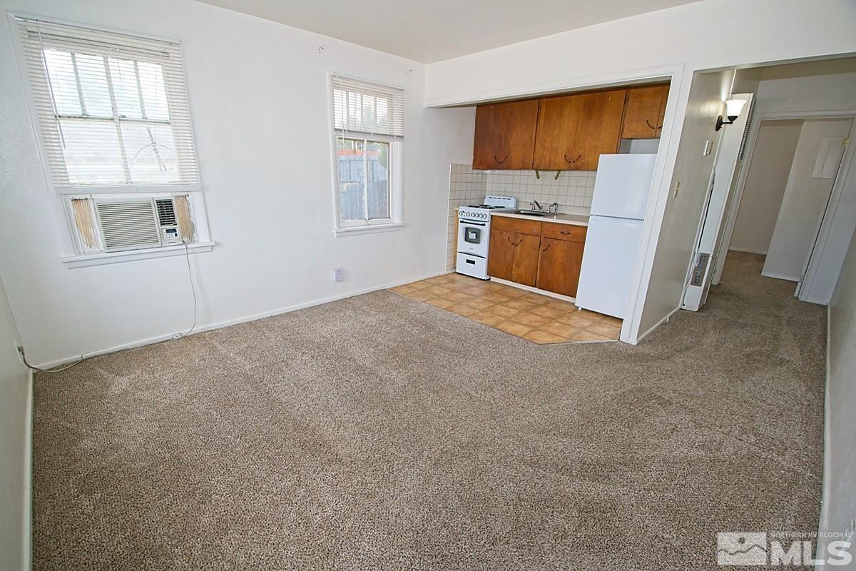 1050 Holcomb Avenue, Unit A Reno, NV 89502 - Photo 2 of 9 Photo 2