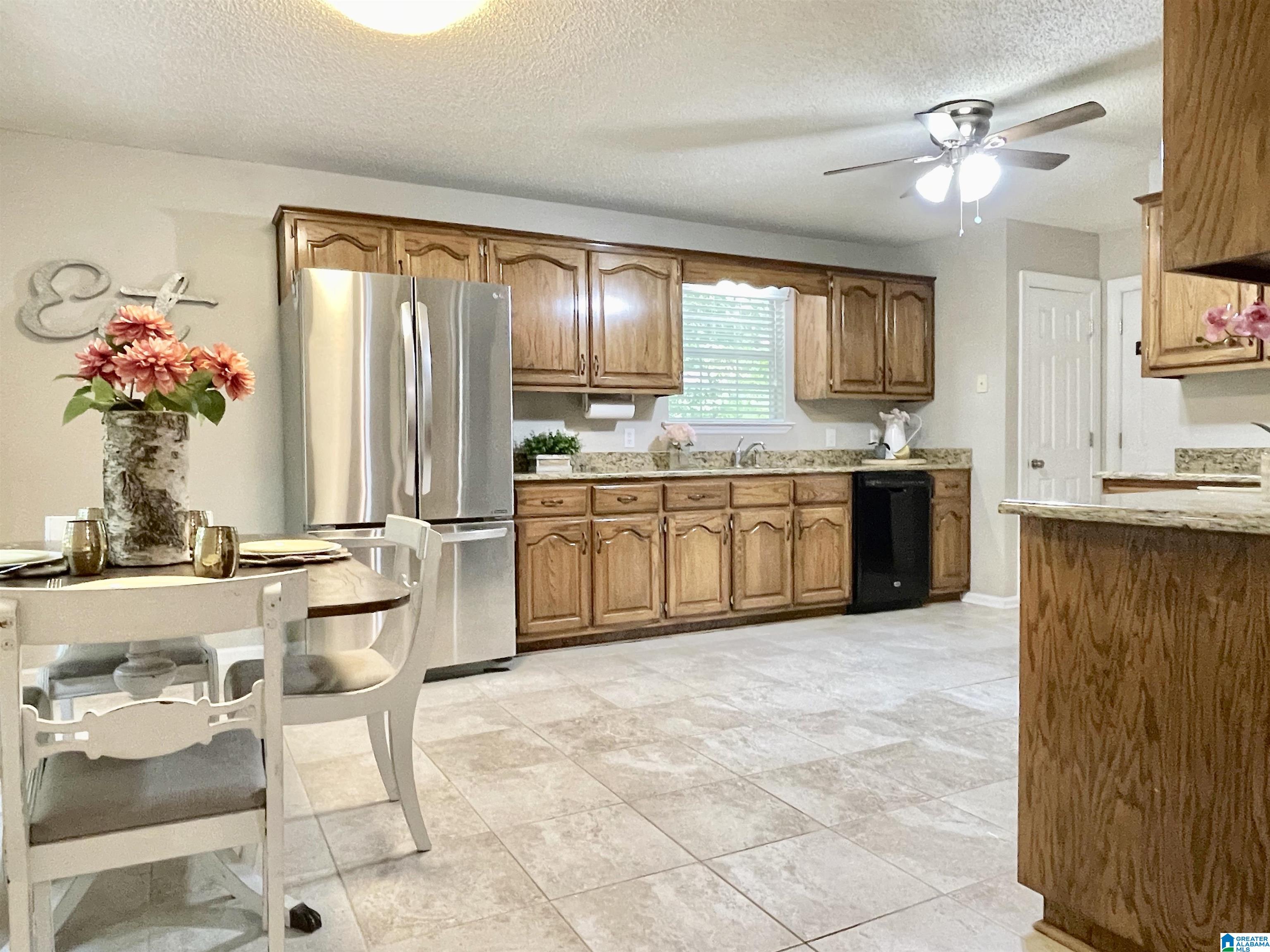 1602 Paddock Lane Helena, AL 35080 - Photo 9 of 49